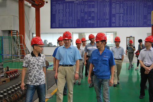 �ڜ����y�T�����L(zh��ng)������ͬ���Aͤ�(zh��n)�˴������ϯ���ͬ־ҕ���Ϻ������y�T�S�M�b܇�g