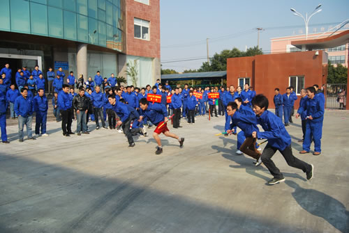 �Ϻ������y�T�S�ڶ������\(y��n)��(d��ng)��(hu��)�@�S�^(q��)����ِ���D2��