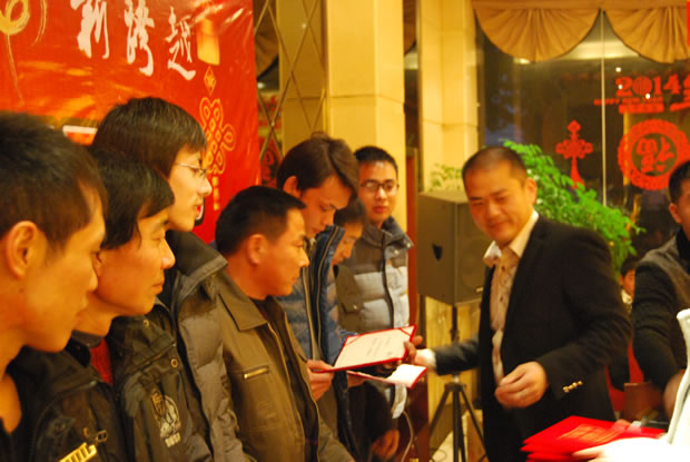 �����y�T���F(tu��n)������(j��ng)�����г̞鹫˾2013��������T���C��(ji��ng)