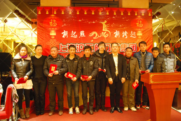 �����y�T���F(tu��n)������(j��ng)�����г��c��˾2013��������T����Ӱ