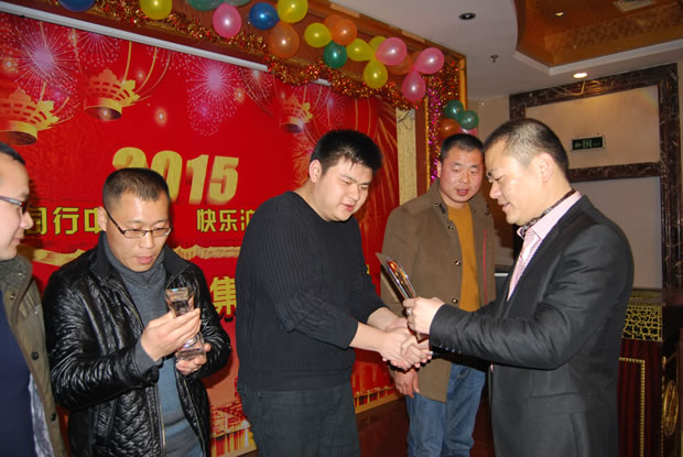 �����y�T���F(tu��n) 2015 ���(hu��)-5