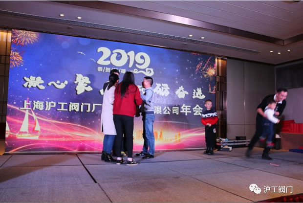 �����y�T������Țg���_��һ���ˣ��D2��