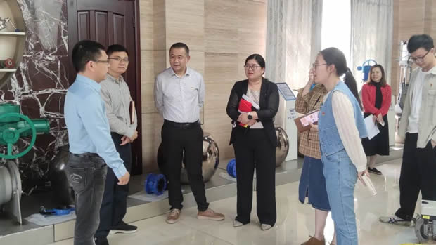 �ζ��^(q��)����(w��)����I(y��)���ö��ơ���������ʮ������(w��)���������y�T�h֧���_չ(li��n)�W(xu��)������ӣ��D2��